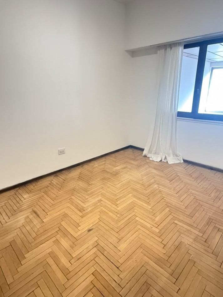 CHALET 4 AMBIENTES EN VENTA ZONA LOMAS DE STELLA MARIS