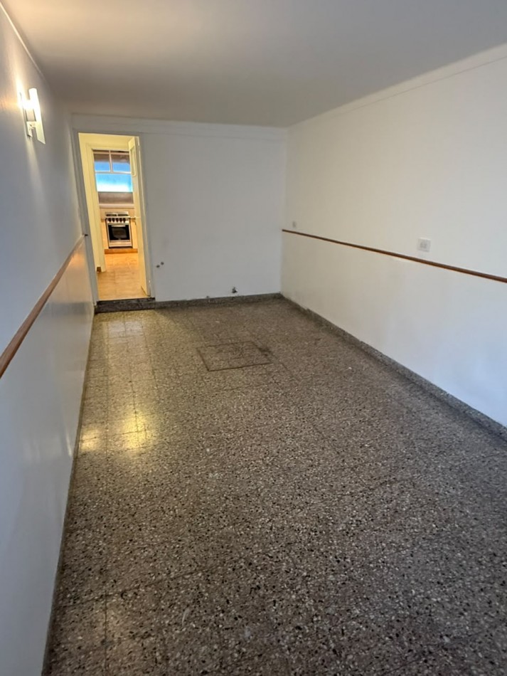 CHALET 4 AMBIENTES EN VENTA ZONA LOMAS DE STELLA MARIS
