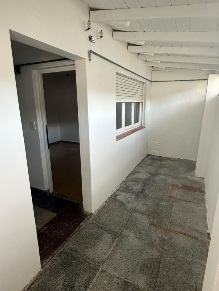 CHALET 4 AMBIENTES EN VENTA ZONA LOMAS DE STELLA MARIS