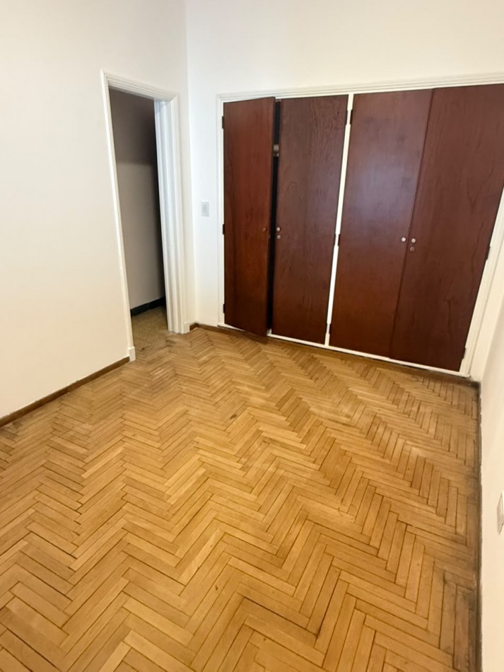 CHALET 4 AMBIENTES EN VENTA ZONA LOMAS DE STELLA MARIS