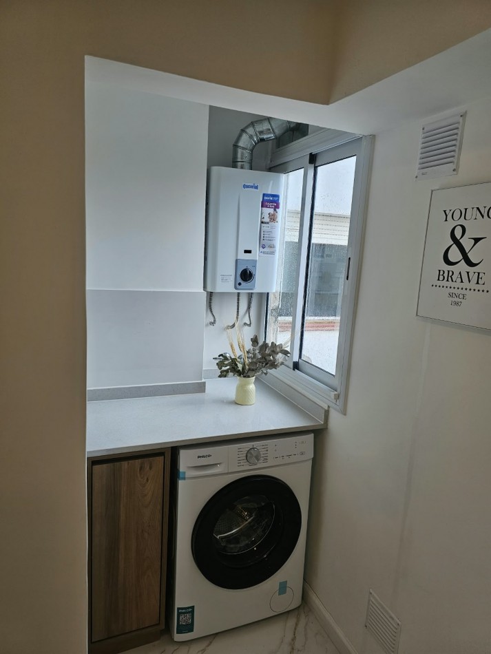 Departamento 3 ambientes con balcon al frente | en venta | plaza mitre
