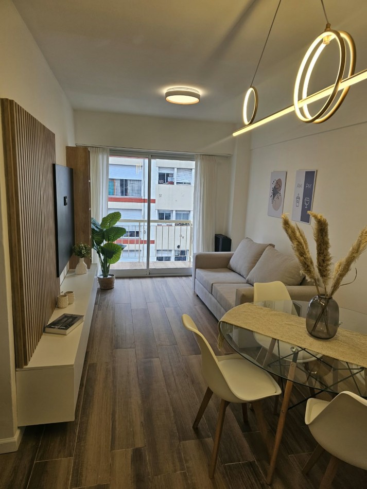 Departamento 3 ambientes con balcon al frente | en venta | plaza mitre