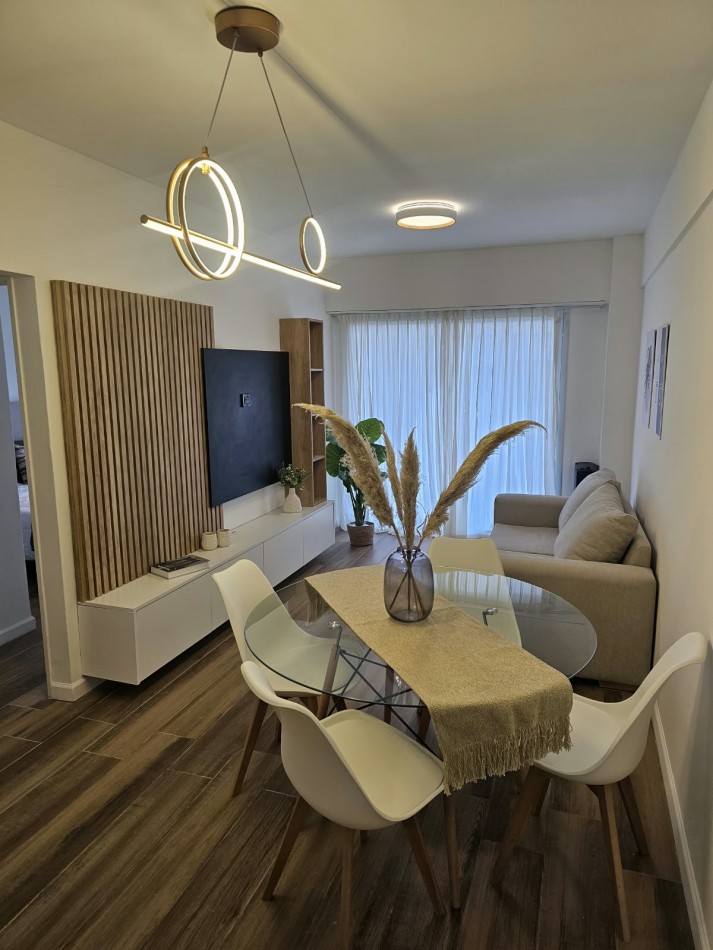 Departamento 3 ambientes con balcon al frente | en venta | plaza mitre