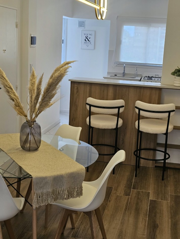 Departamento 3 ambientes con balcon al frente | en venta | plaza mitre