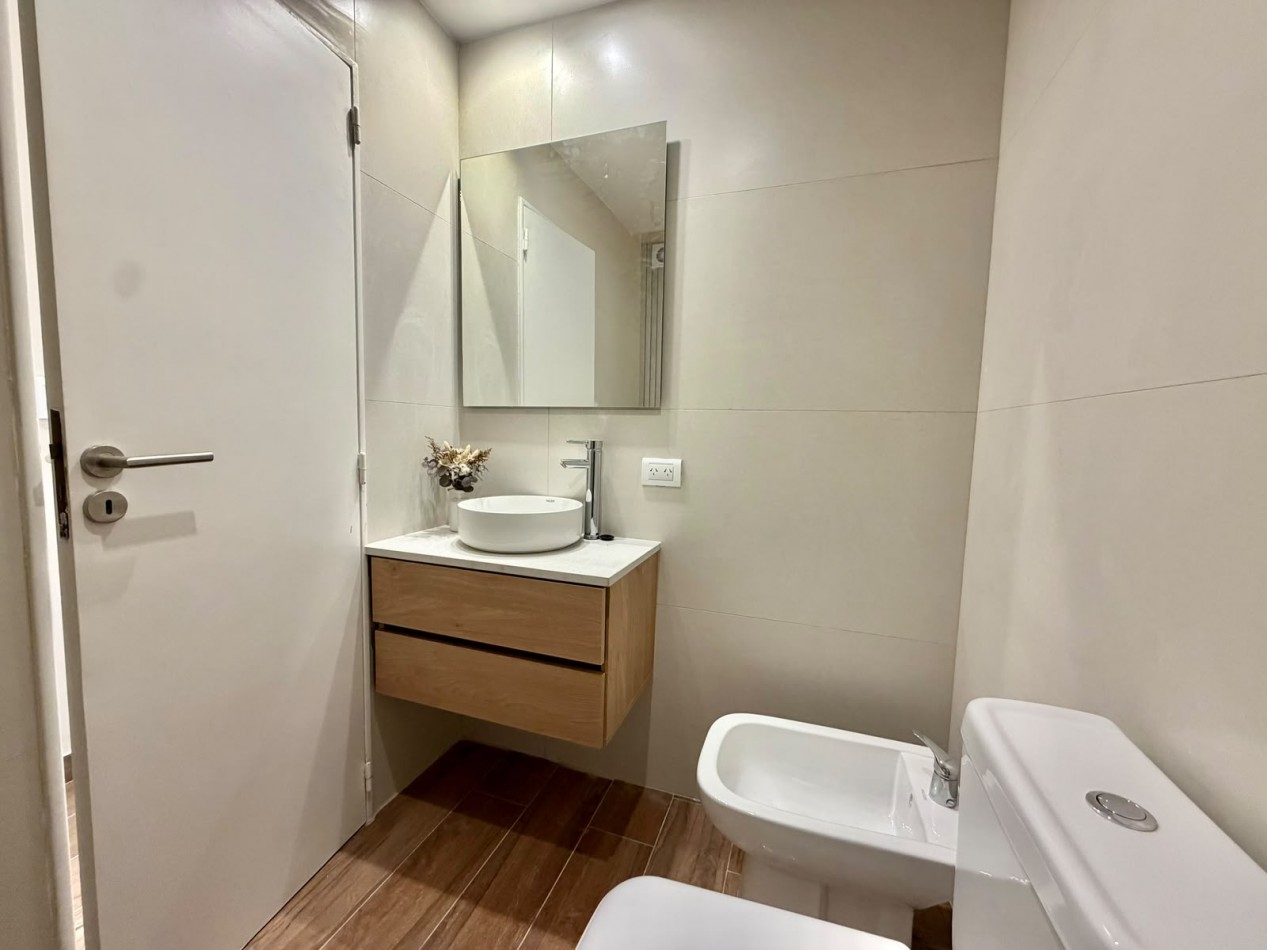 DEPARTAMENTO 2 AMBIENTES A LA CALLE CON BALCON ZONA GUEMES