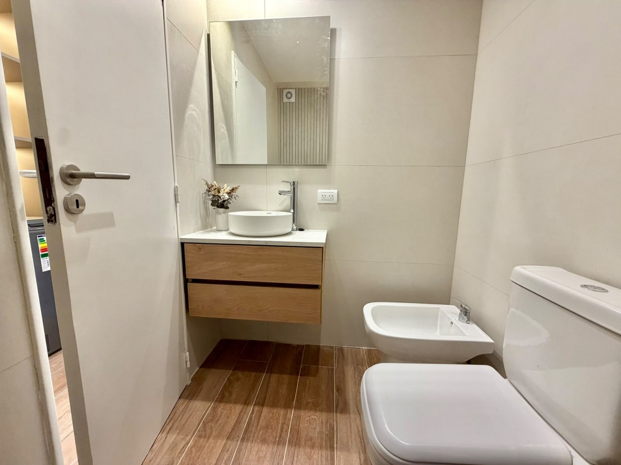 DEPARTAMENTO 2 AMBIENTES A LA CALLE CON BALCON ZONA GUEMES