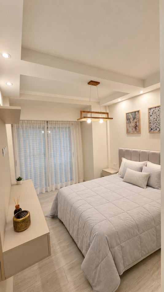 Departamento 2 ambientes a la calle con balcon frances en venta