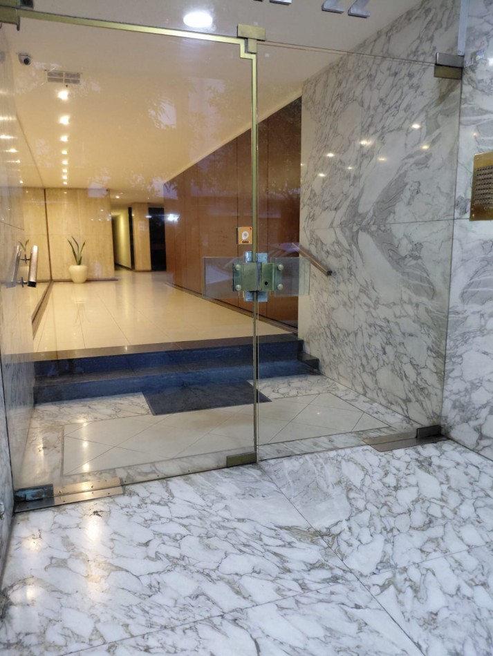 DEPARTAMENTO 1 AMBIENTE EN VENTA ZONA CENTRO