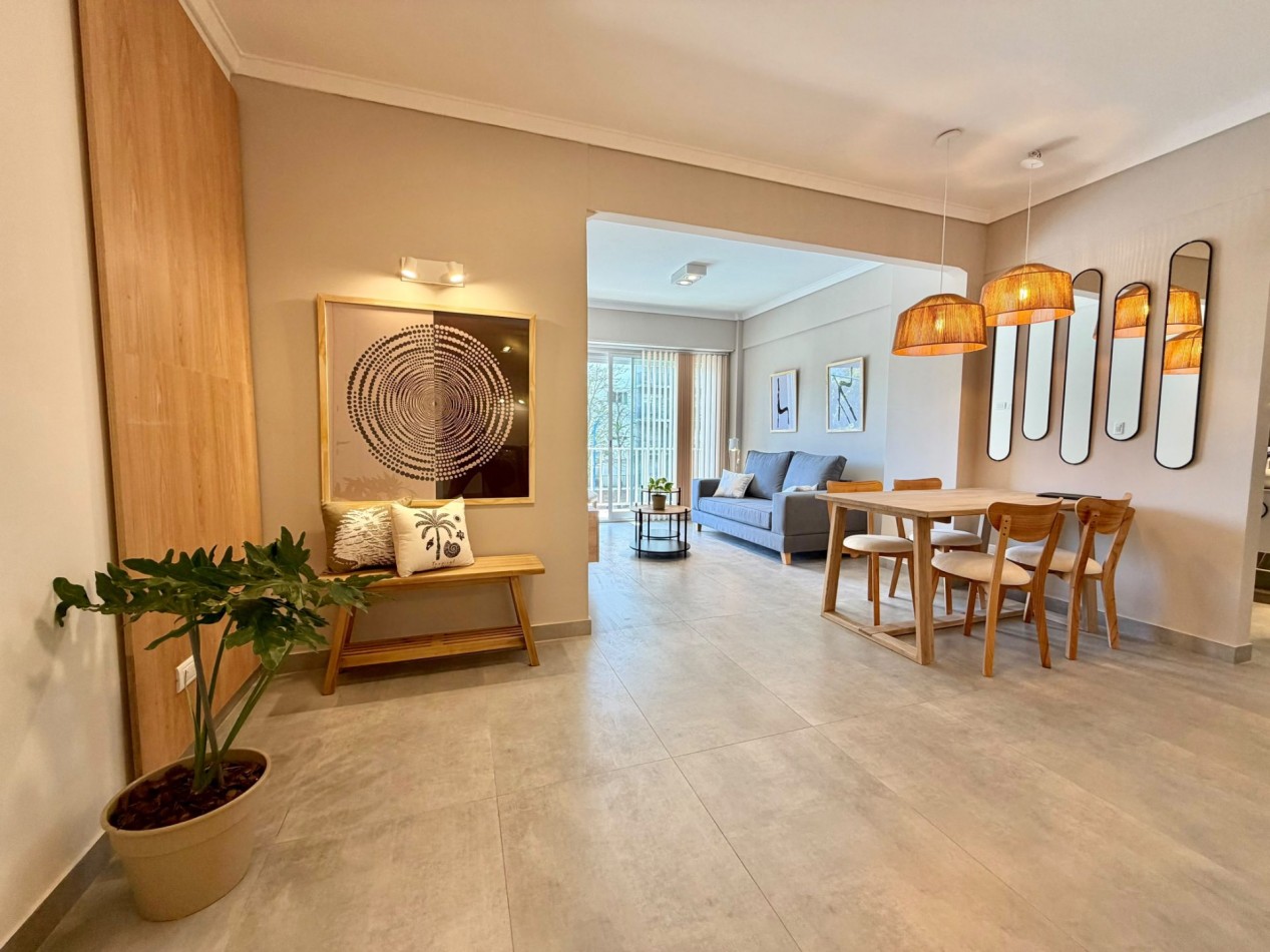 DEPARTAMENTO 3 AMBIENTES A LA CALLE CON BALCON EN VENTA