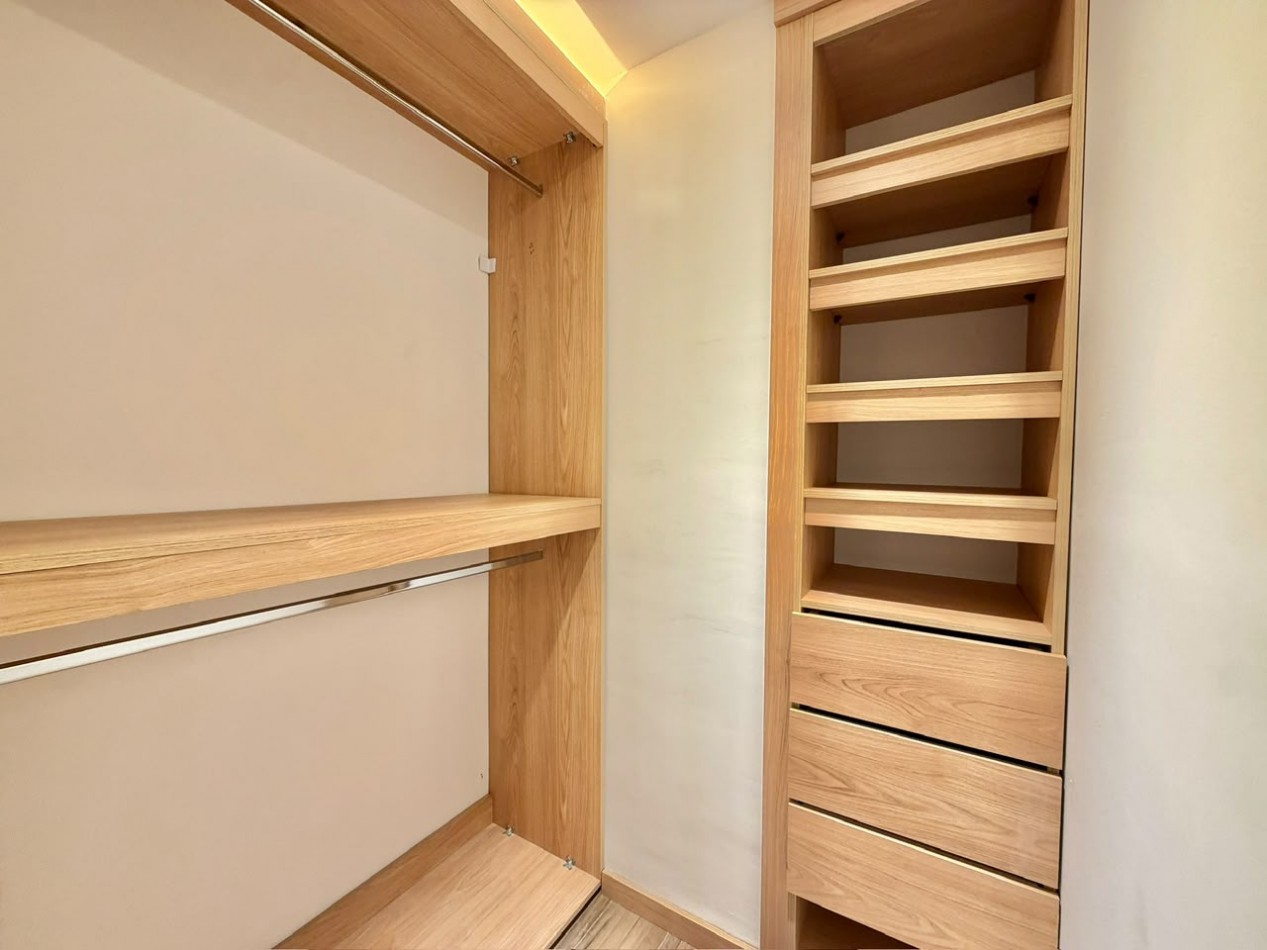 DEPARTAMENTO 3 AMBIENTES A LA CALLE CON BALCON EN VENTA