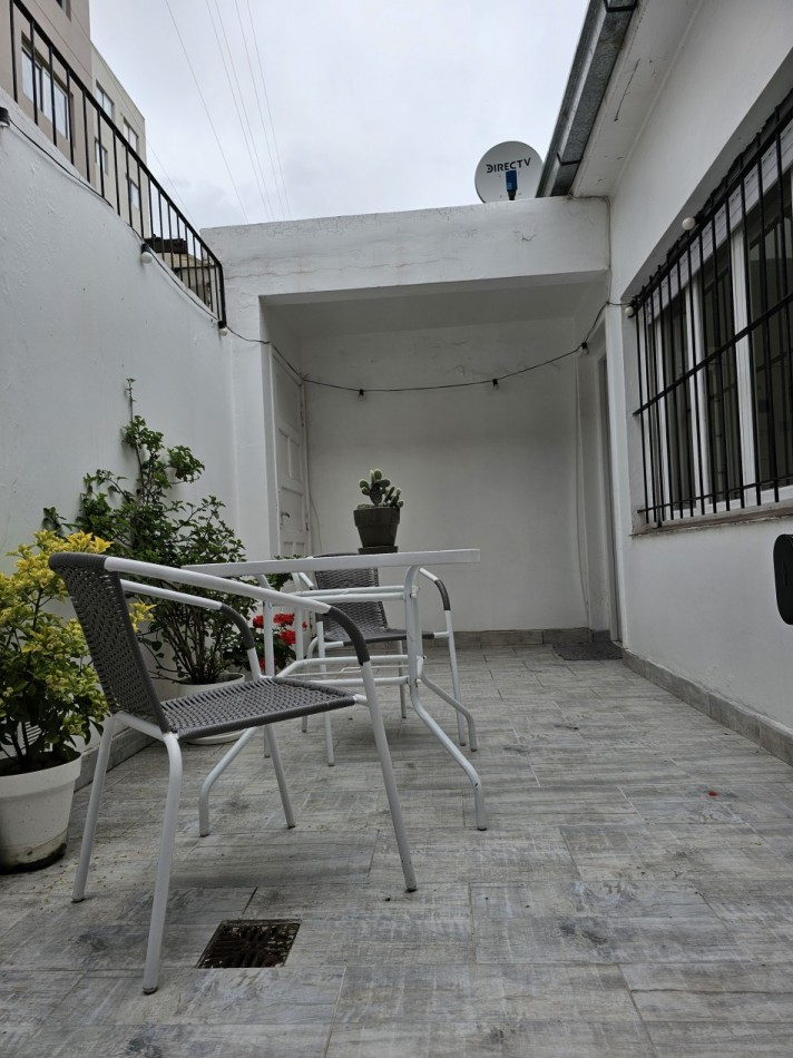 DEPARTAMENTO 2 AMBIENTES CON PATIO Y PARRILLA ZONA CERCANA A PASEO ALDREY / GUEMES