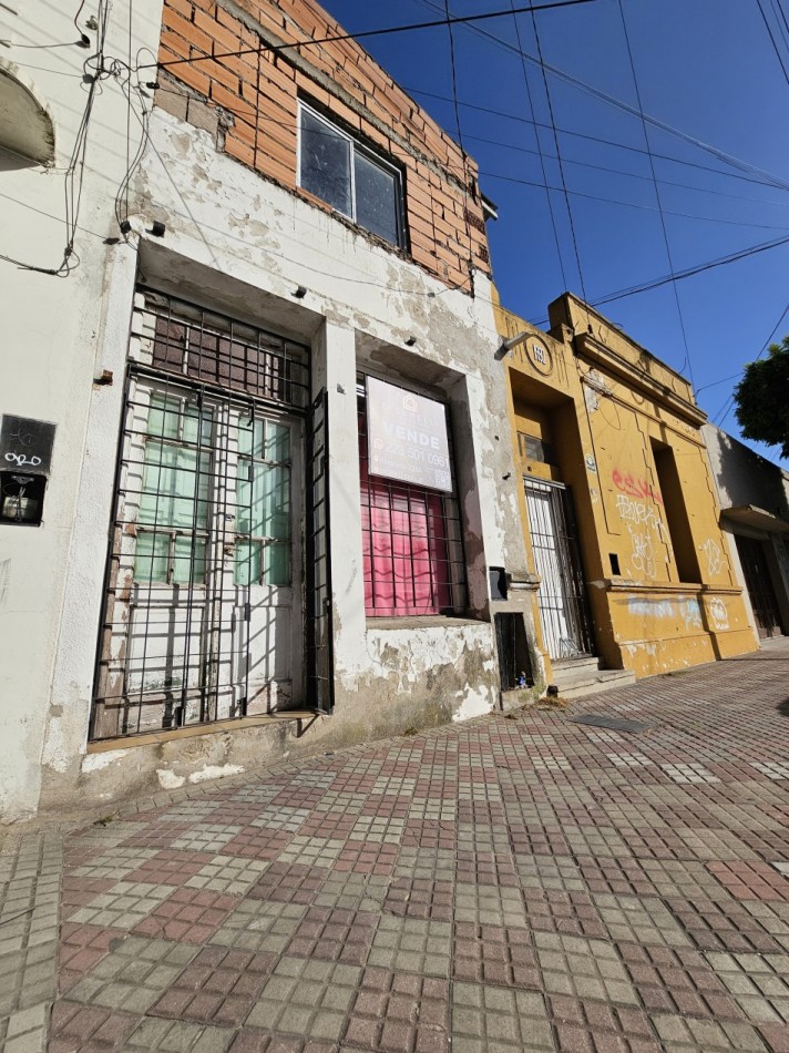 CASA EN VENTA ZONA CHAUVIN IDEAL PROYECTO INMOBILIARIO