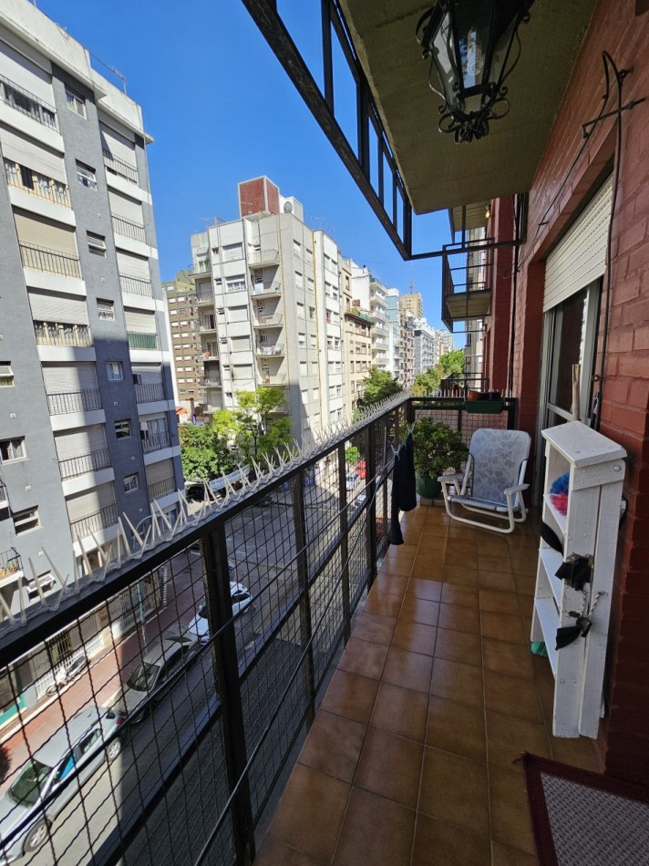 DEPARTAMENTO 2 AMBIENTES CON BALCON A LA CALLE EN VENTA MAR DEL PLATA