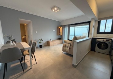 DEPARTAMENTO 2 AMBIENTES CON VISTA AL MAR Y COCHERA DOBLE 