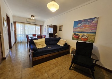 DEPARTAMENTO 3 AMBIENTES AL FRENTE CON COCHERA 