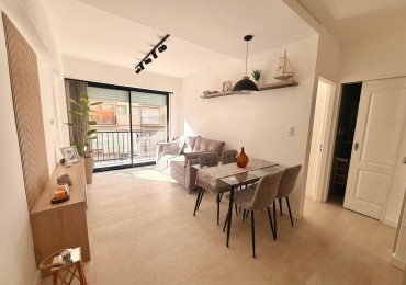 DEPARTAMENTO 2 AMBIENTES A LA CALLE CON BALCON SALIENTE EN VENTA CENTRO